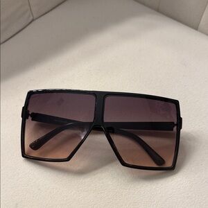 Stylish Black Sunglasses